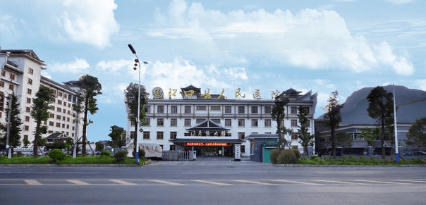 服务再升级，格力风冷螺杆服务贵州江口县人民医院1