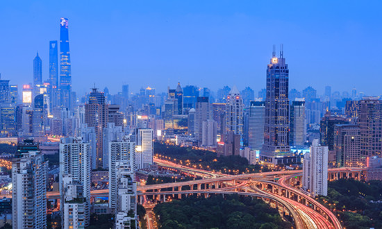 北上广深成五城楼市齐回暖，房地产板块持续活跃