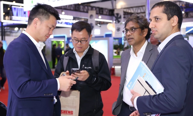 多位行业头部精英参观雷茨展位