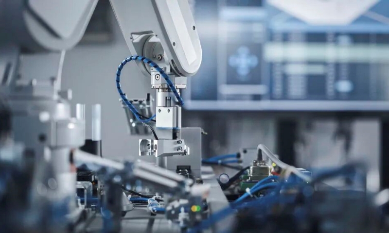 新华社半月谈：天加三十载技术深耕之路