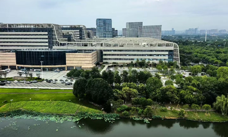 三菱重工多联机服务温州医科大学附属第一医院肿瘤中心