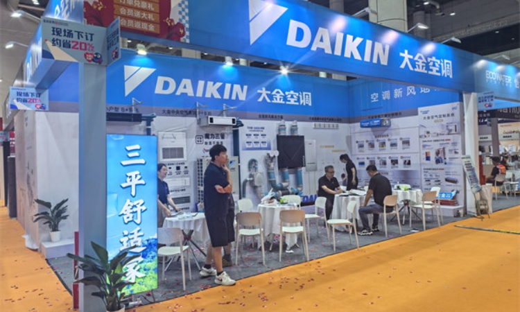 共筑高端舒适家居新生态，大连三平舒适家携手大金空调亮相大连蓝装家博会