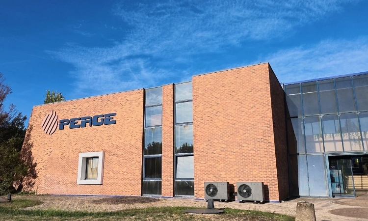 AXEN落地法国，P.A.C.合资工厂投产